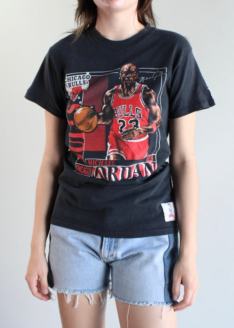 Recycled + Vintage Clothing - Vintage NBA - Vintage Chicago Bulls 