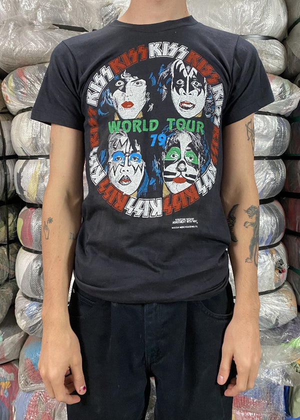 Vintage cheap kiss shirt