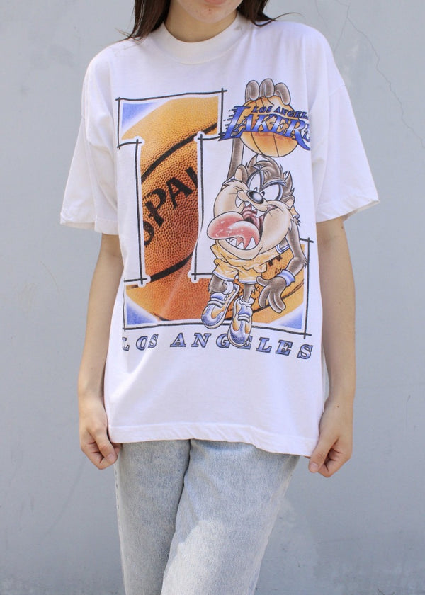 トップス VINTAGE LOS ANGELES LAKERS T-SHIRT Vintage Los Angeles Lakers Back To Back World Champions 80s